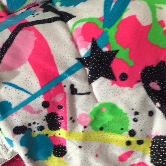 Justice - 30” x 60” plush sleeping bag w/ zipper & easy roll n’ carry straps - Picture 6 of 7